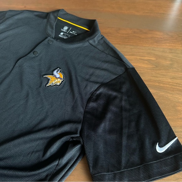 Nike Dri-Fit Minnesota Vikings Official NFL On-Field Black Henley - Picture 2 of 8